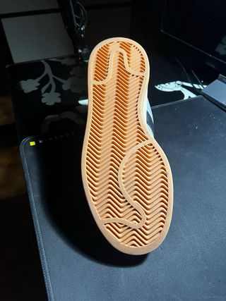 Adidas Campus Grises y Negras Talla 41 1/3