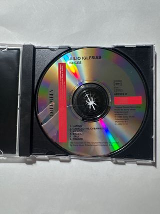 CD Raíces Julio Iglesias