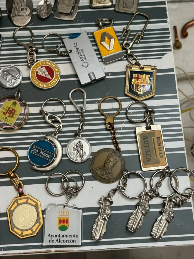 Colección de 60 llaveros vintage