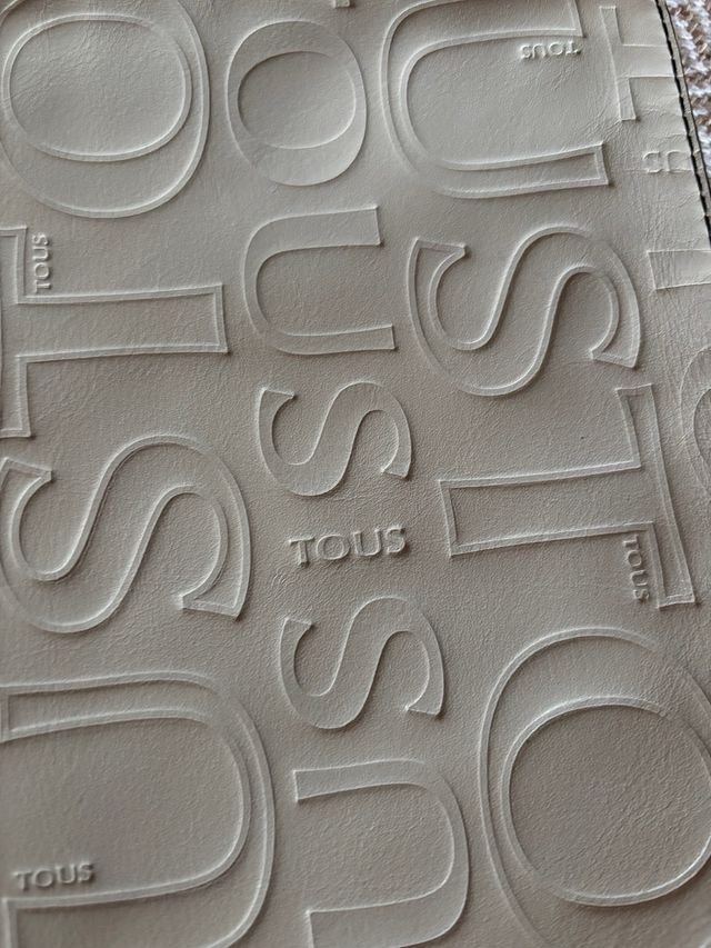 Bolso de mano Tous beige y dorado