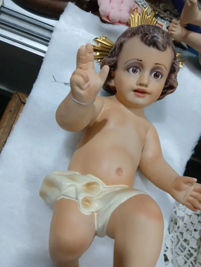 Grande Bambino Gesù in ceramica