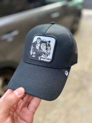 Gorra Goorin Bros Negra con Diseño de Pantera
