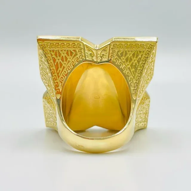 Anillo Medusa Nacar Cuadrado 18K