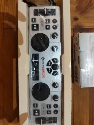 ION IDJ2GO DJ System para iPad, iPhone