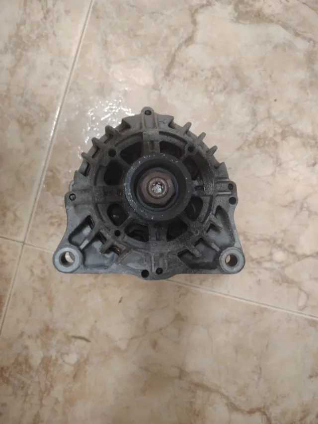 Alternador 14V 80A Peugeot 207