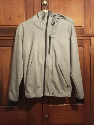 Cazadora gris hombre