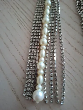 Pendientes Mango largos plateados y perlitas