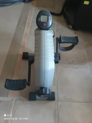 Bicicleta Estática Pedaleador Gris