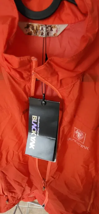 Chaqueta Cortavientos Black Yak Naranja Talla M