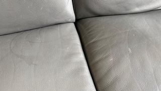 Sofá Natuzzi 2 plazas cuero antracita reclinable