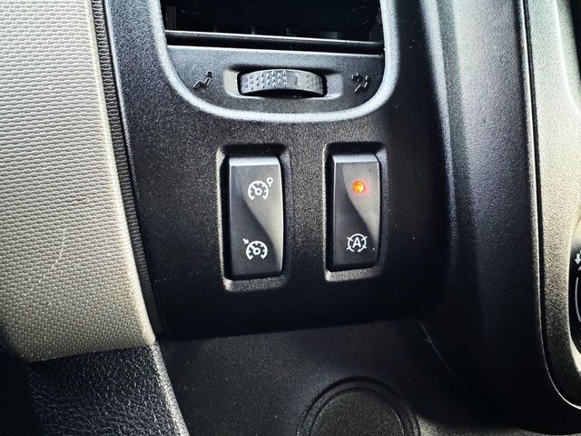 Renault Trafic Combi 9 ENERGY 125cv 6 PLAZAS