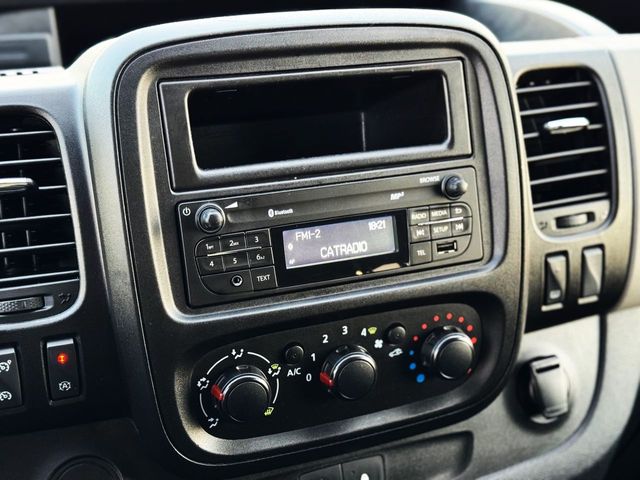 Renault Trafic Combi 9 ENERGY 125cv 6 PLAZAS