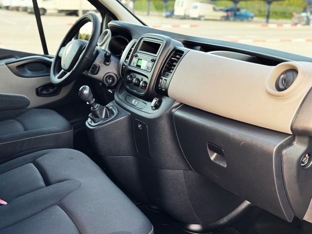 Renault Trafic Combi 9 ENERGY 125cv 6 PLAZAS