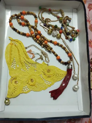 Set 4 collane perline, legno e perle