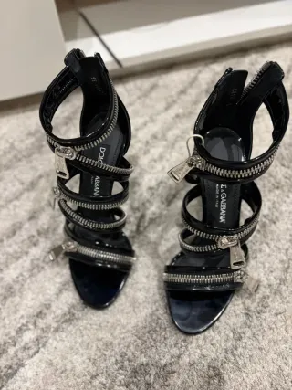 Sandalias Dolce & Gabbana Tacón Cremallera Negra