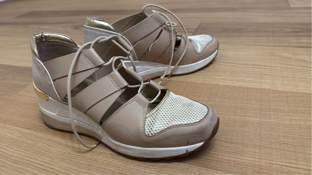 Zapatos cuña mujer beige y dorado talla 39