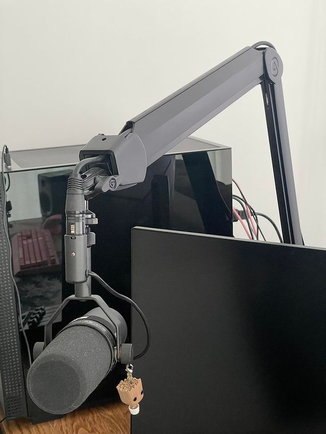 Elgato Wave Mic Arm - Brazo para Micrófono