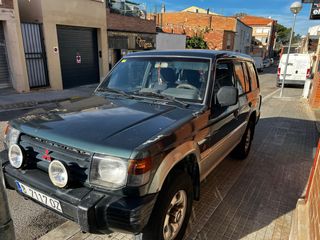 Mitsubishi Montero glx