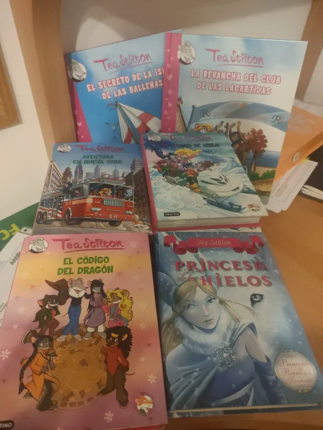 Pack de 5 libros + 2 comic de Tea Stilton