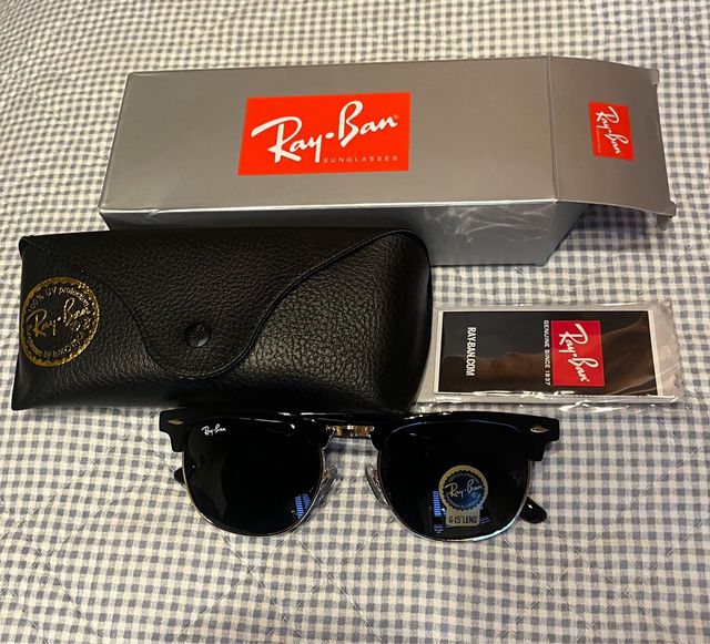 Gafas de Sol Ray-Ban Clubmaster Negras Dorado 3016