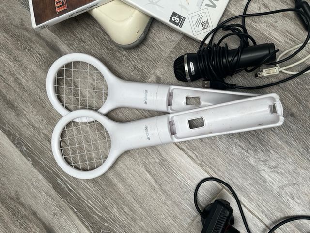 Lote Consola Wii + Accesorios + Juegos