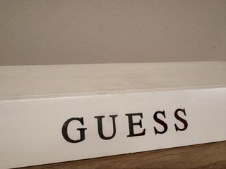 Base para joyas Guess