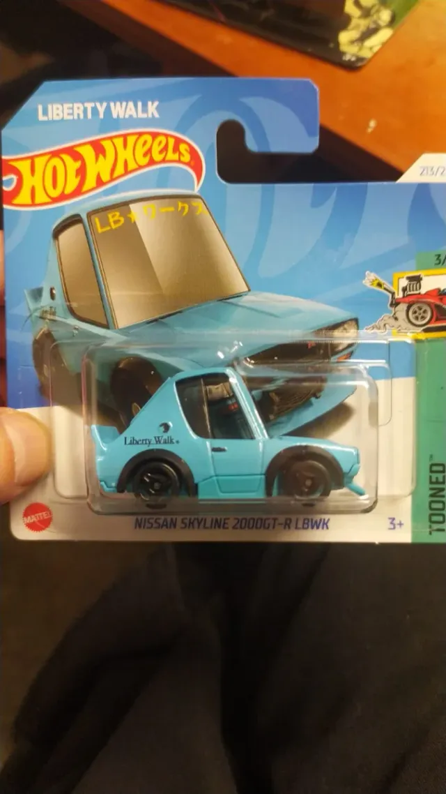 Hot Wheels Nissan Skyline 2000GT-R LBWK