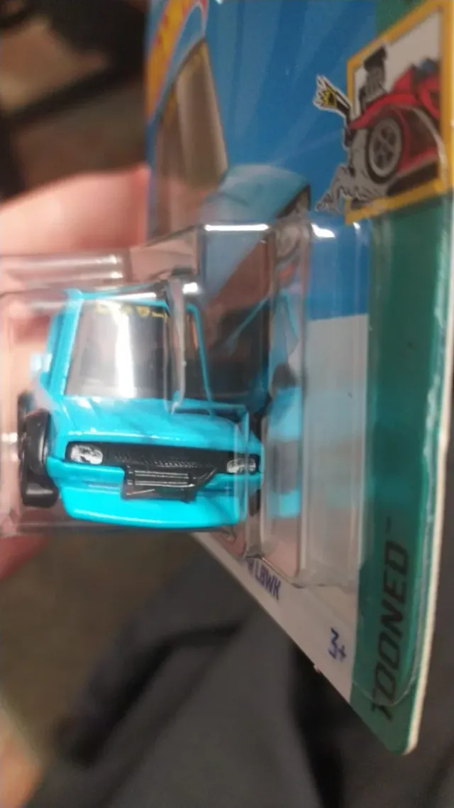 Hot Wheels Nissan Skyline 2000GT-R LBWK