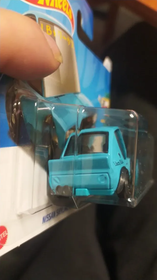 Hot Wheels Nissan Skyline 2000GT-R LBWK