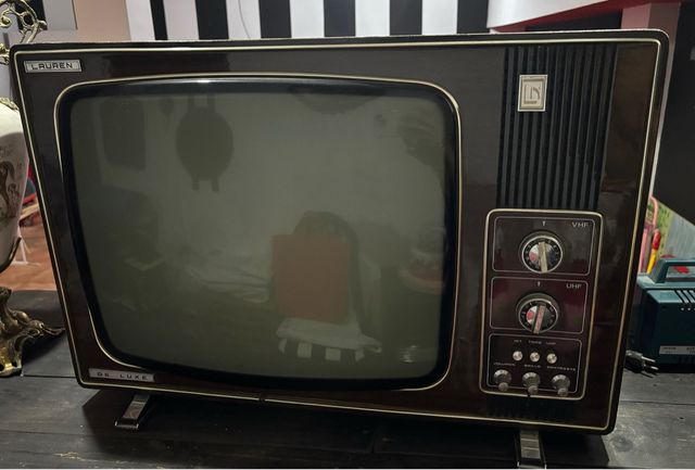 Televisor Lauren De Luxe Retro + Transformador