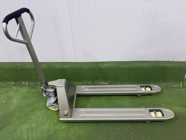 Transpaleta galvanizada 550x1200 mm