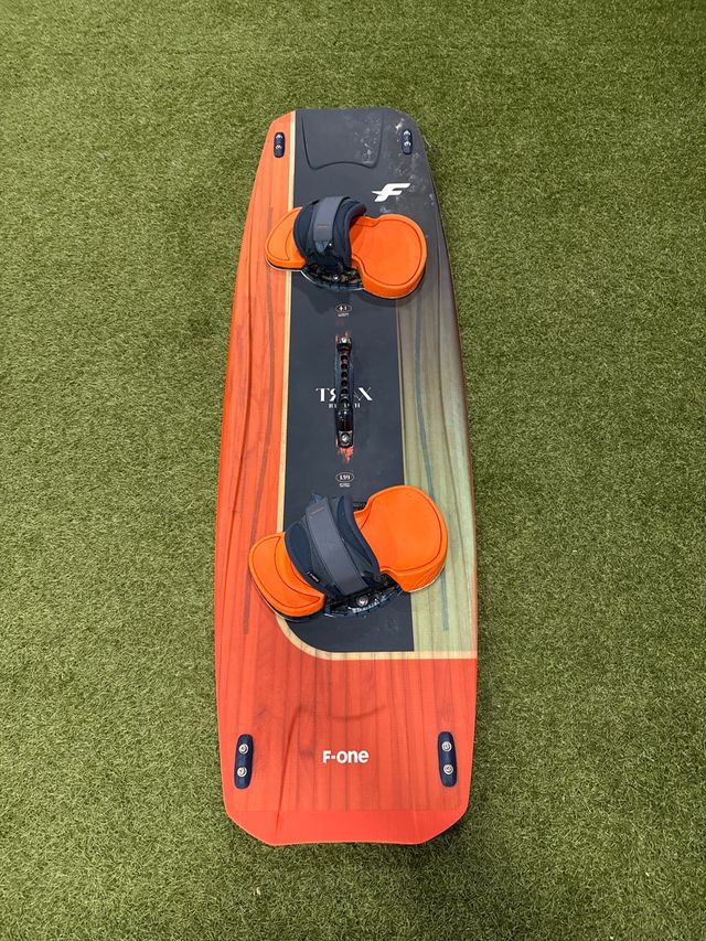 Tabla Kite F-One Trax 139cm 2025