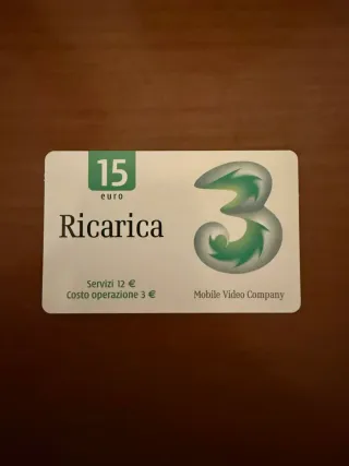 Ricarica 15 euro 3 Mobile Video Company
