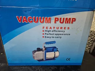 Bomba de vacío con manómetros