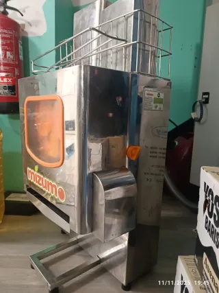 Exprimidor de Naranjas Mizumo