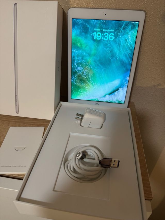 iPad 5ª Gen 32GB Wi-Fi Blanco