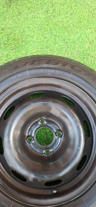 Juego 4 Llantas 15 con Neumáticos