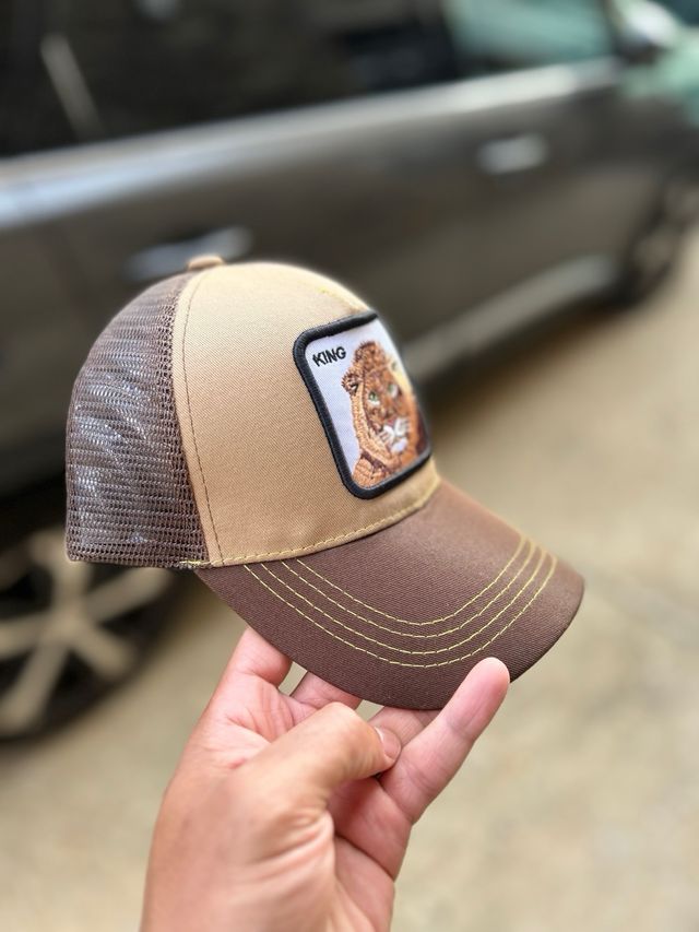 Gorra Goorin Bros King León Beige/Marrón