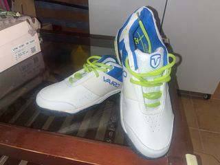 Zapatillas Vairo pádel blancas y azules