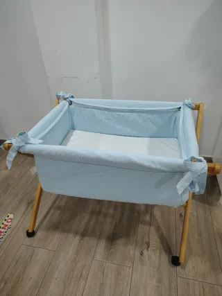 Mini cuna con colchón