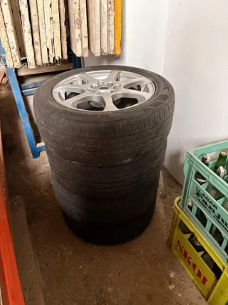 Llantas de Aluminio 15" mutitornillos