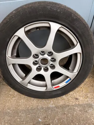 Llantas de Aluminio 15" mutitornillos