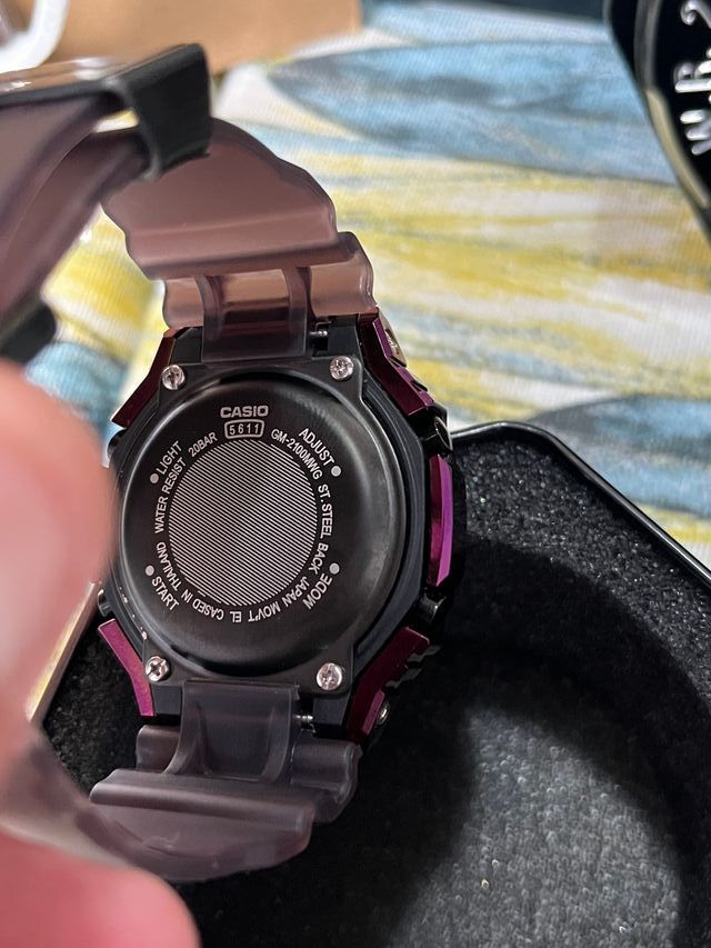 Casio G-shock morado metálico