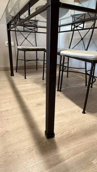 Mesa y 4 Sillas Forja Cristal