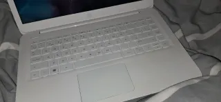 Portátil HP Blanco y Gris