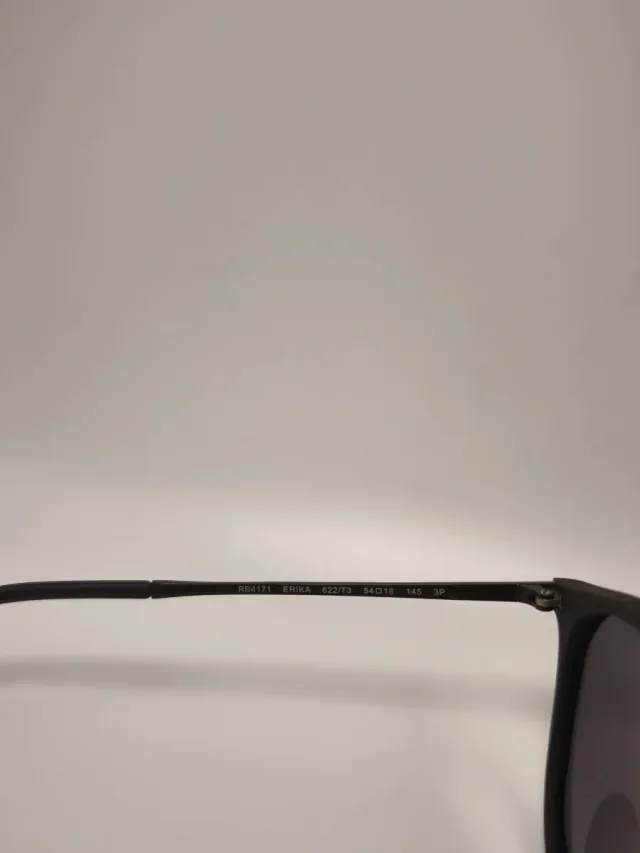 Gafas de sol RB 4171 Erika Polarizadas Negras