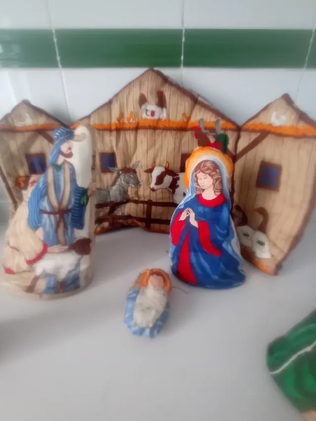 Antiguo Belén de tela relleno de lana