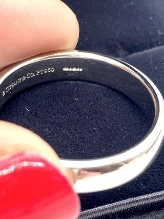 Alianza Tiffany & Co. platino