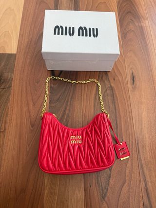 Bolso Miu Miu Rojo