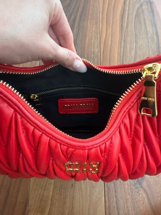 Bolso Miu Miu Rojo